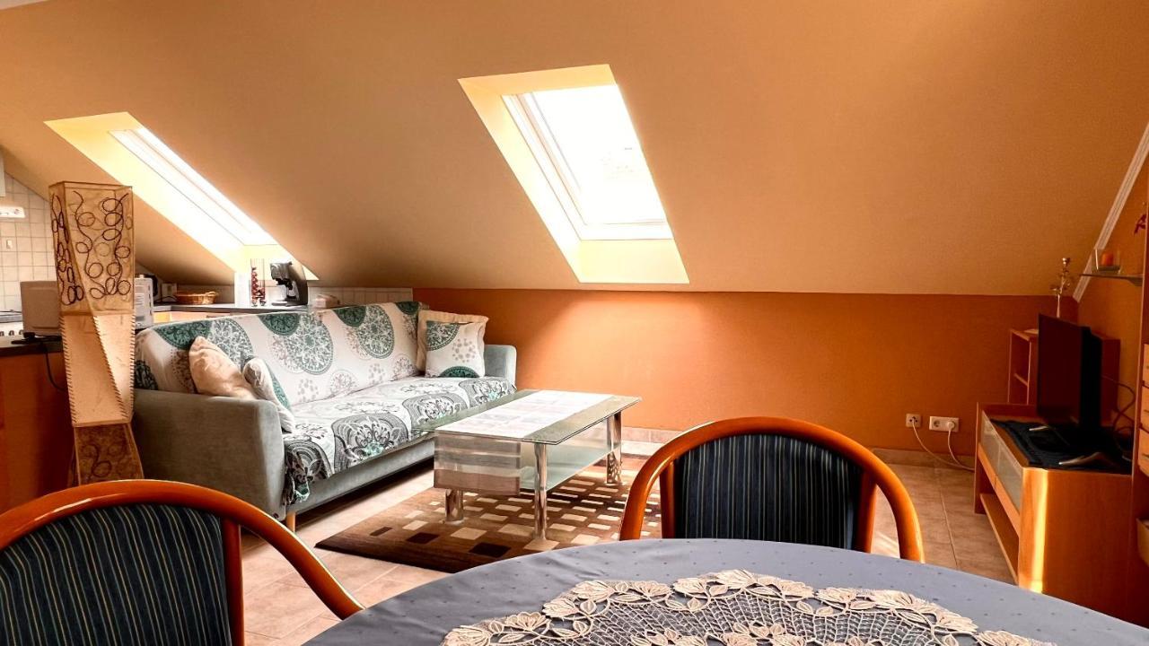 Ferienwohnung Brenner ブルック・アン・デア・ムーア エクステリア 写真